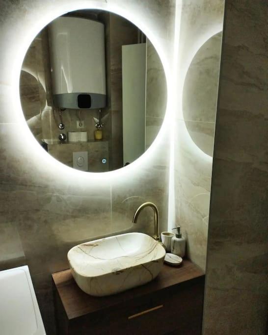 Zeid City Center Apartment Сараево Екстериор снимка